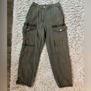 WOMENS RIVER ISLAND CARGO PANTS SIZE 10